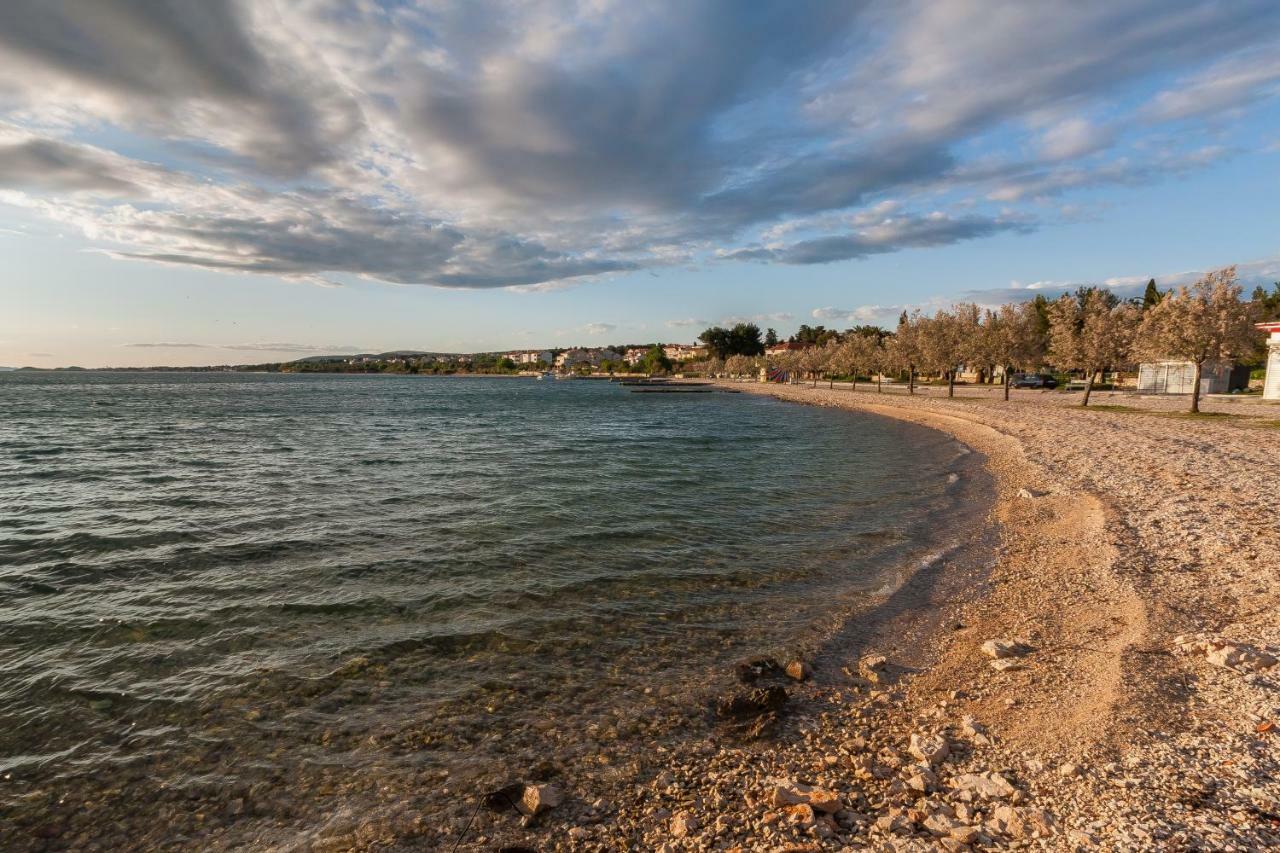 Apartments Mrsic Biograd Na Moru Exteriör bild